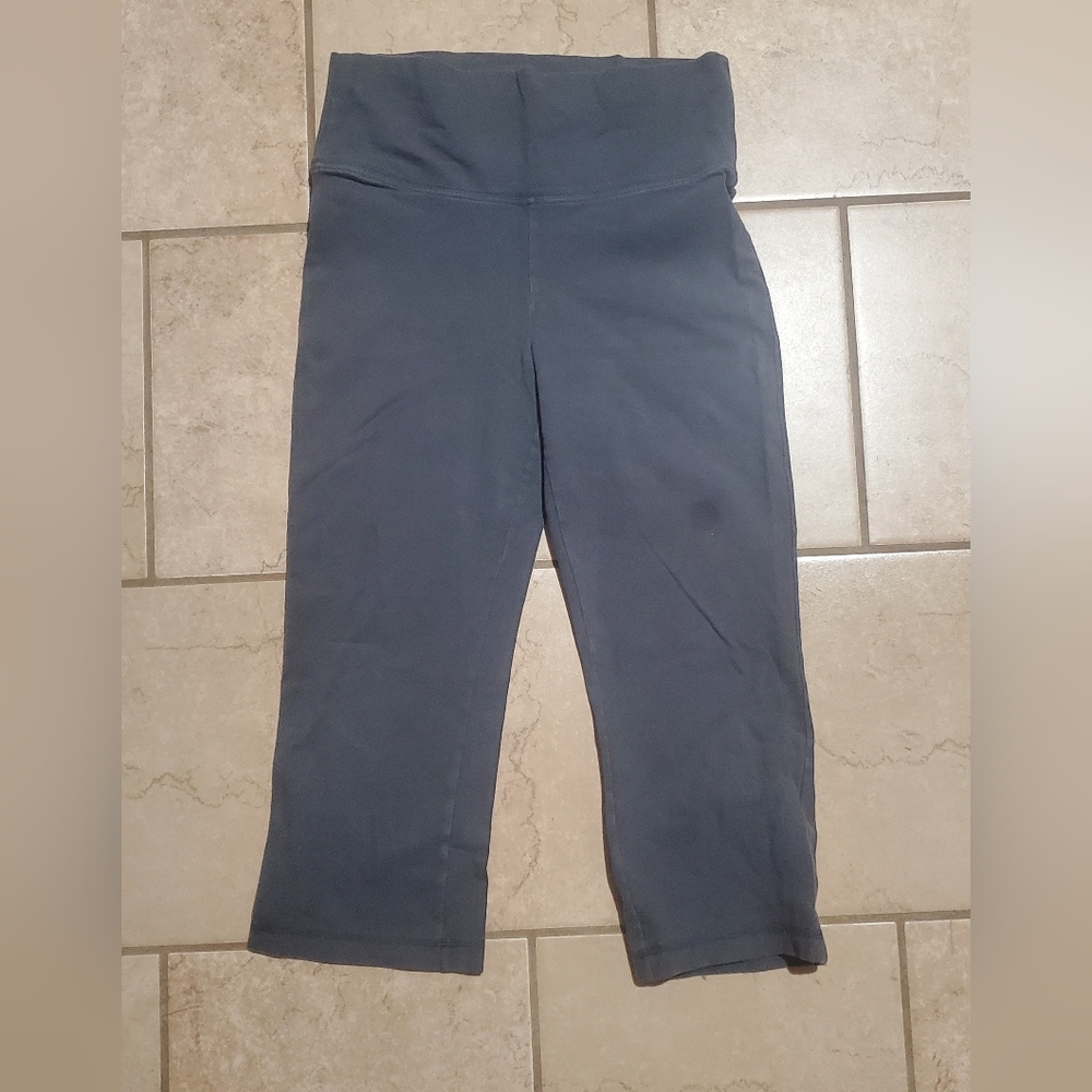 Old Navy Capri yoga pants